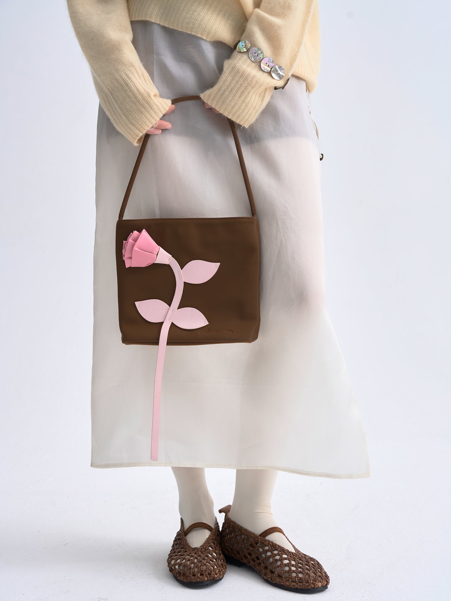 Le sac The One Rose en marron